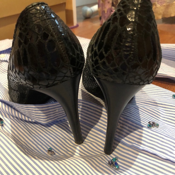 MK heels - Picture 3 of 3